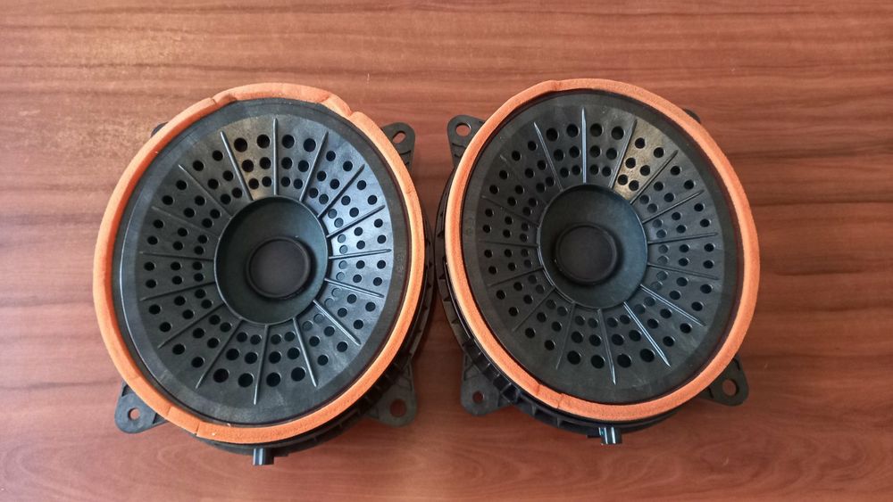 Динамик JBL 8616033A10 8616006850 Toyota Camry XV70 Toyota Land