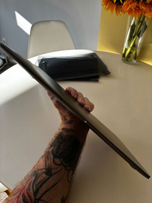 MacBook Air 2019 a1932 стан чудовий