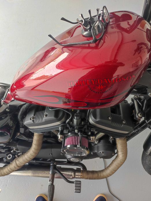 Harley Davidson Iron 883 (XL 883N) de 2017 disponível para venda.
