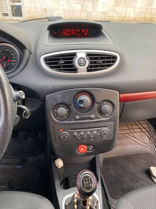 Renault Clio 1.2 16V Rip Curl