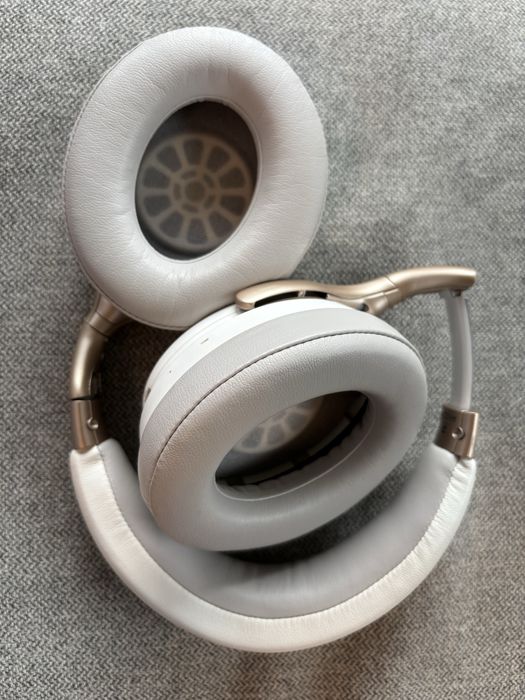 Sluchawki Denon AH-GC25W - bezprzewodowe, aptX HD, 30h BIAŁE