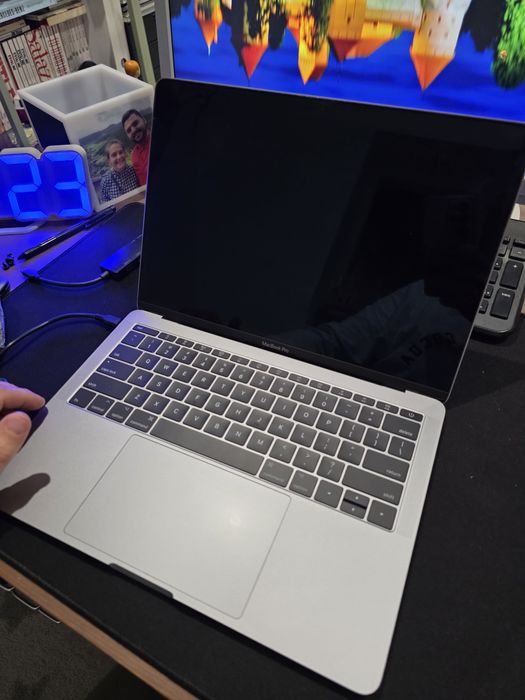 Macbook pro a1708 i5