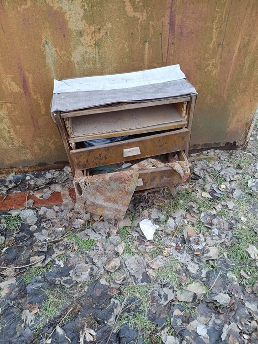 Отдам даром дрова хлам