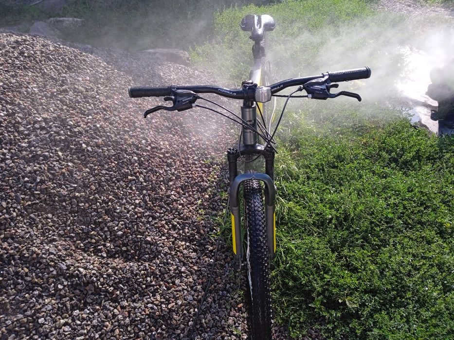 Продам велосипед алюміній  в гарному виді.