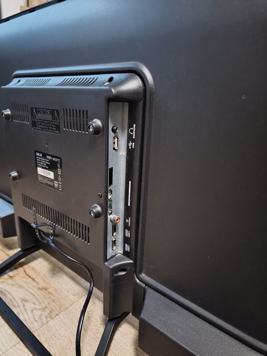 Телевізор Akai 32" UA32LEF1T2