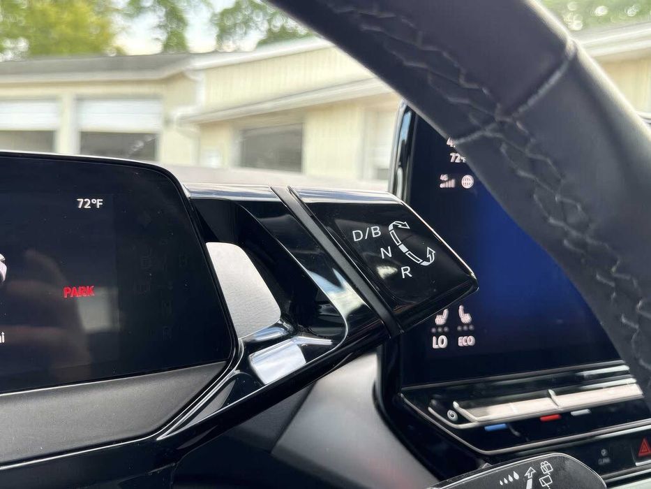 Volkswagen Id.4 Pro      2023