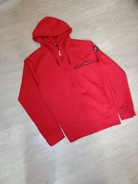 Кофта prada розмір l