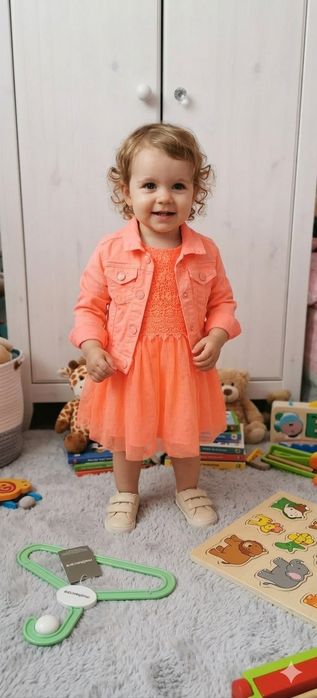 Sukienka neonowa r 92