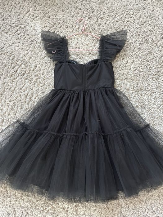 Вечірнє вишукане плаття