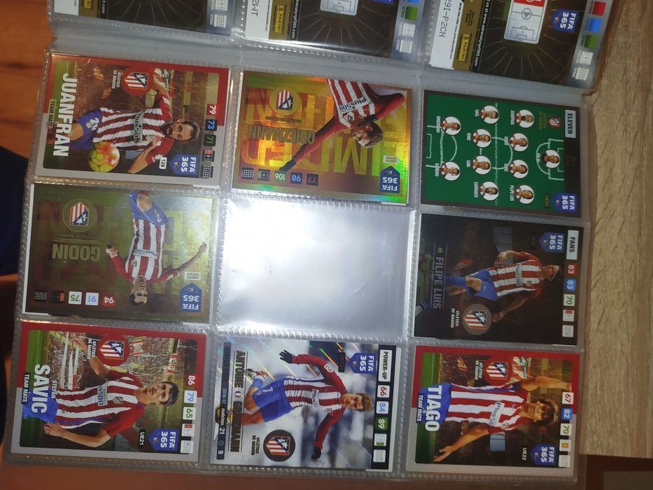 Karty piłkarskie panini 360