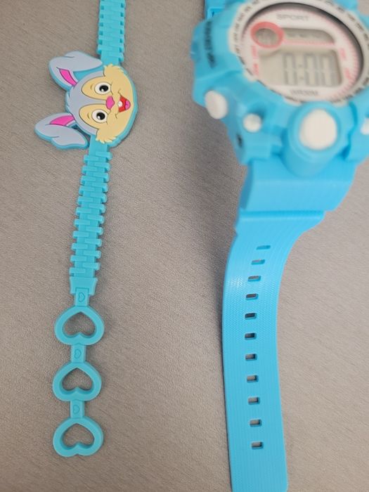 Zegarek z bransoletką