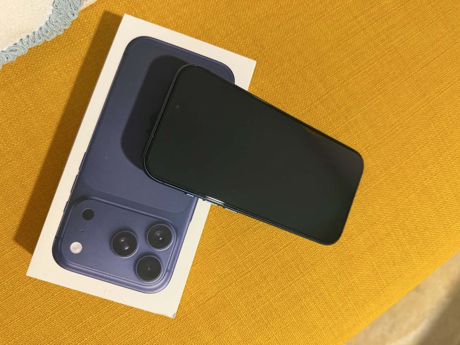 iPhone 17 Pro - 256 GB - Azul