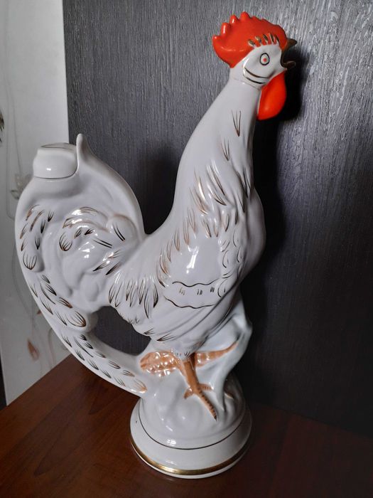 Статуетка Дівчина з куманцем та півень ГФЗ - виробник СРСР.