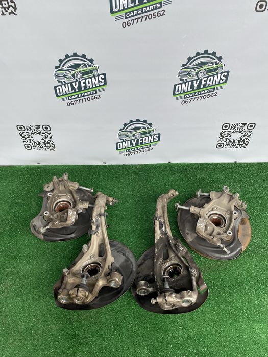 Audi q7 4m цапфа кулак передьня задьня ліва права