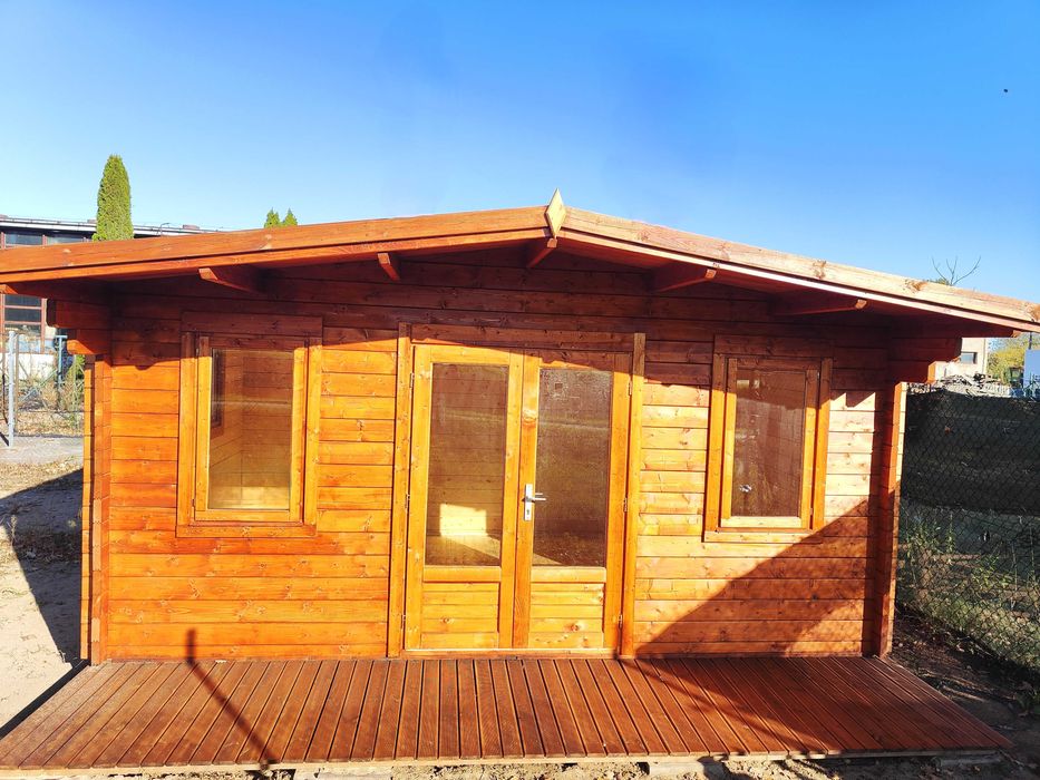 Sprzedam gotowy drewniany domek letniskowy 5m x 3 m