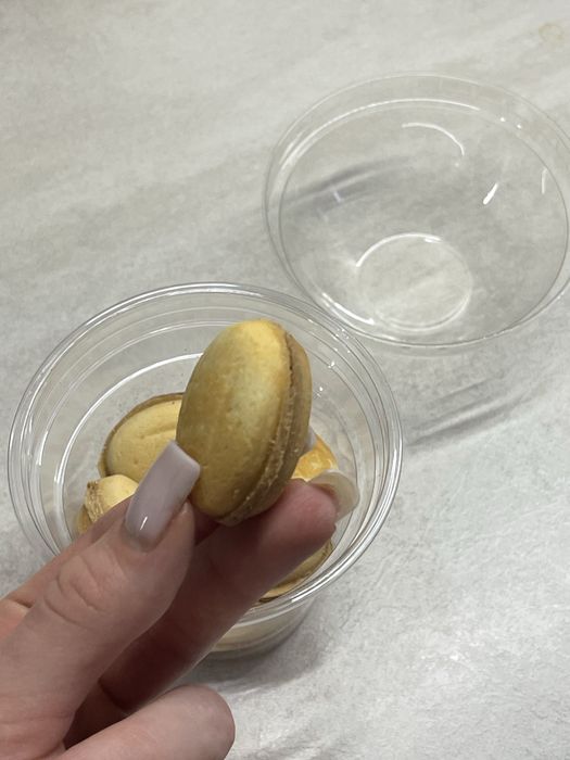 Орешки,десерты,трайфлы,мафины на заказ/сотрудничевство с кофейнями