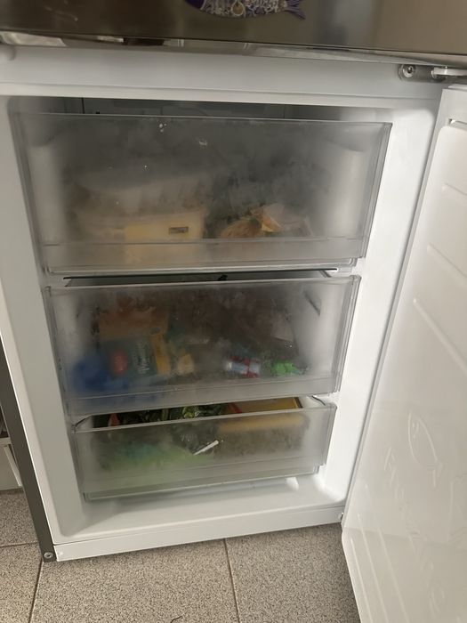 Geladeira/Frigorífico