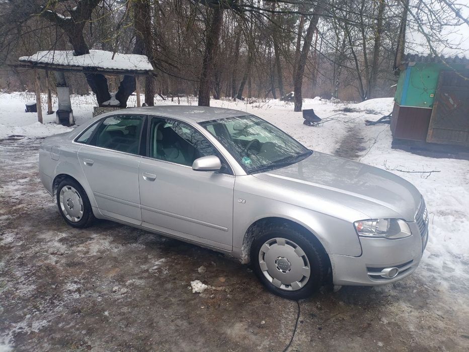 Ауді А4 2005 року