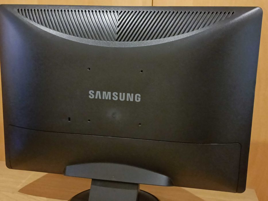Monitor Samsung SyncMaster 223BW Porto • OLX Portugal