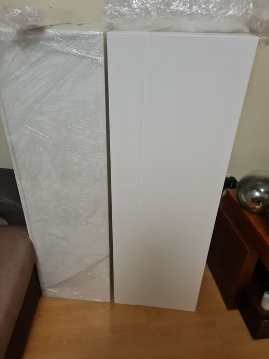 Aparador mais 2 colunas