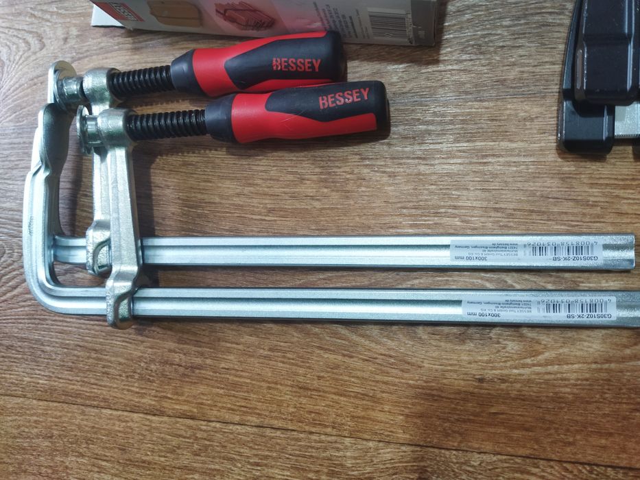 Струбцини Bessey