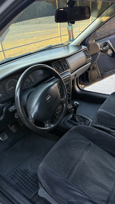 Opel vectra B 1,6