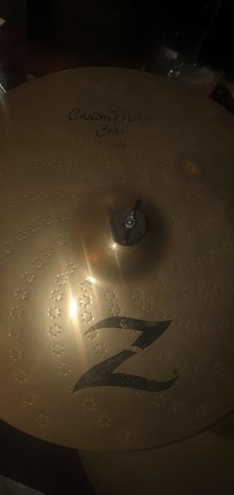 Vendo prato Zildjian Z 17" custom medium crash