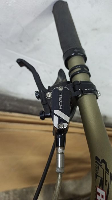 Hamulce Hope tech 4e4 nie 4v4