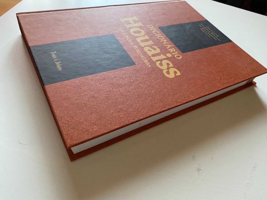 Dicionário Houaiss da Língua Portuguesa Tomo 1  OFERTA DE PORTES