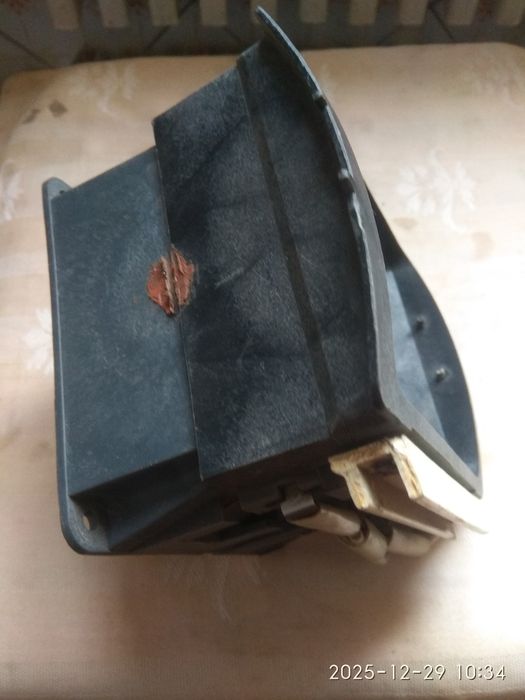 Дополнительный догреватель в авто Mercedes, радиатор