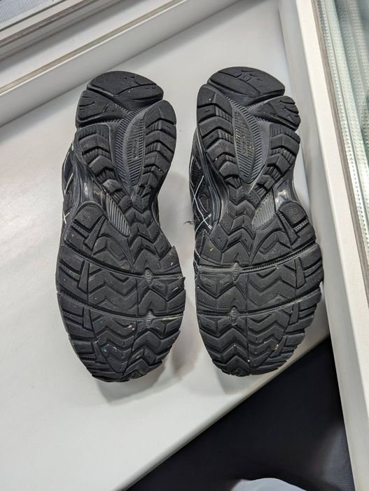 Кросівки ASICS Gel-Kahana 8 42