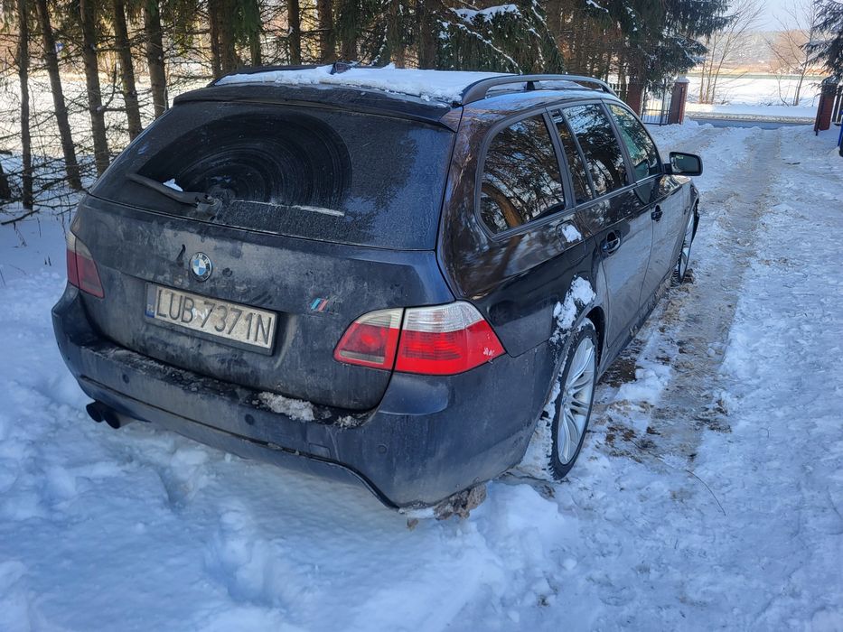 BMW E61 lift 530d 2005 manual m pakiet zadbana uszkodzona