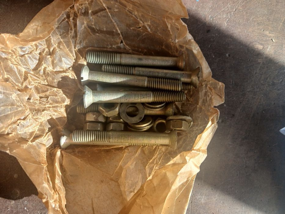 Замок гаражний накладной