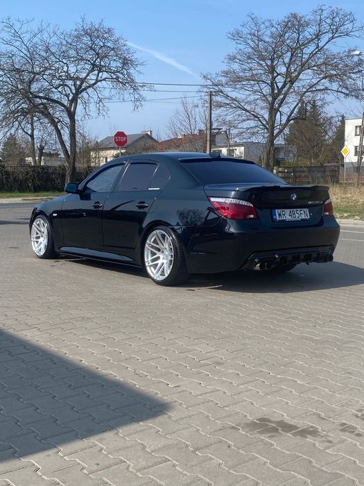 BMW E60 E61 Tylny Dyfuzor Zderzaka 4 Rury M-Pakiet Czarny Połysk