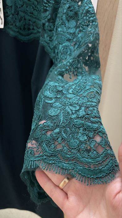 Темно-зелене плаття сукня кольору бутилка 54 56 кружево мереживо батал
