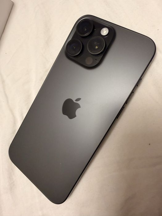 Продам Apple 16 Pro Max 256