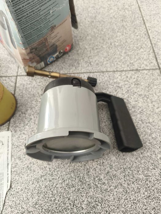 Maçarico s/isqueiro / Maçarico de Soldar com Cartucho fornecido