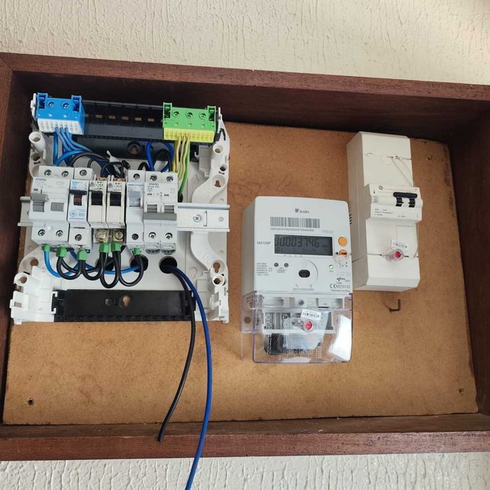 Serviços de Eletricidade | Eletricista | Reparacoes e Tomadas EV