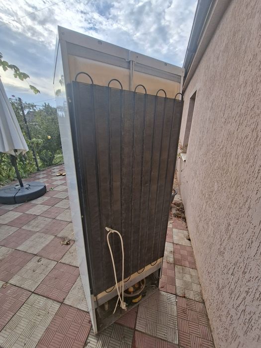 Холодильник Indesit RA32G