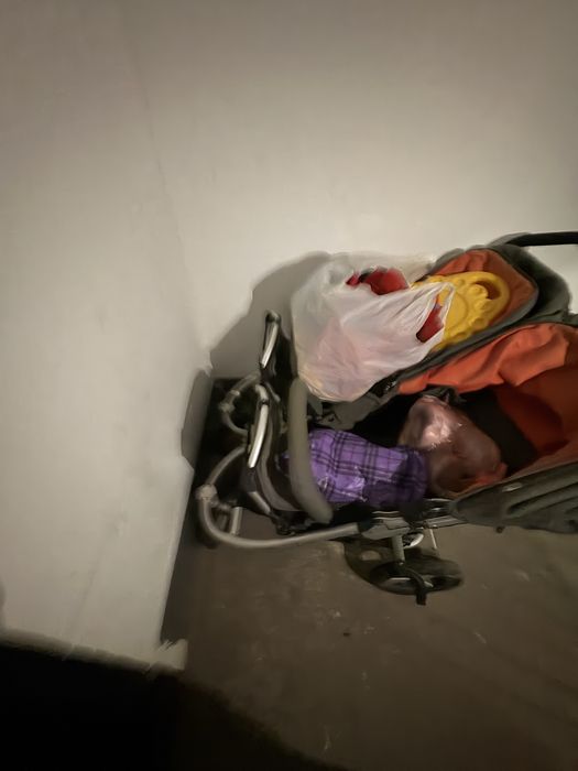 Подвійна коляска, люлька, дитячі речі