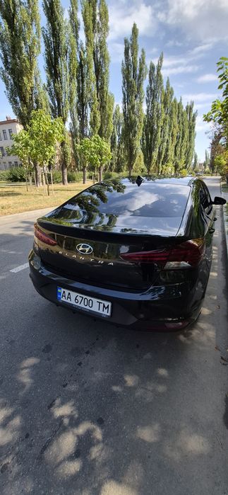 Hyundai Elantra 2019 VIN 5NPD84LF5KH444210 фото оголошення 4 з 13