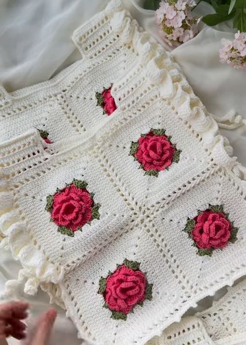 Дитячий одяг ручної роботи