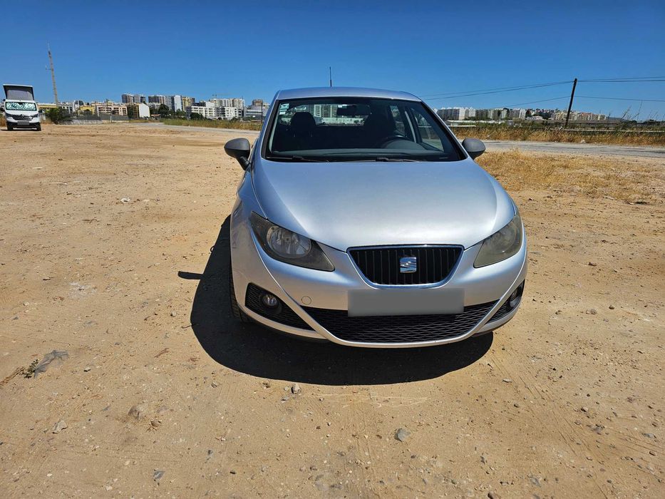Seat ibiza 1.2 diesel — photo 5