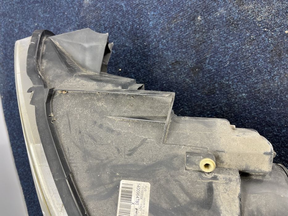 Передня ліва фара ксенон Peugeot 807 (2002-2014) Пежо 807 Xenon