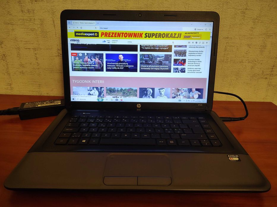 HP 255 G1 15.6'' E1-1500 4GB DDR3 120GB SSD W10