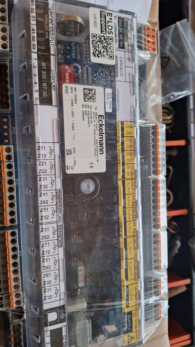 Uniwersalny reglator UA 400 termostatycznych zaworów rozprężnych.(TEV)