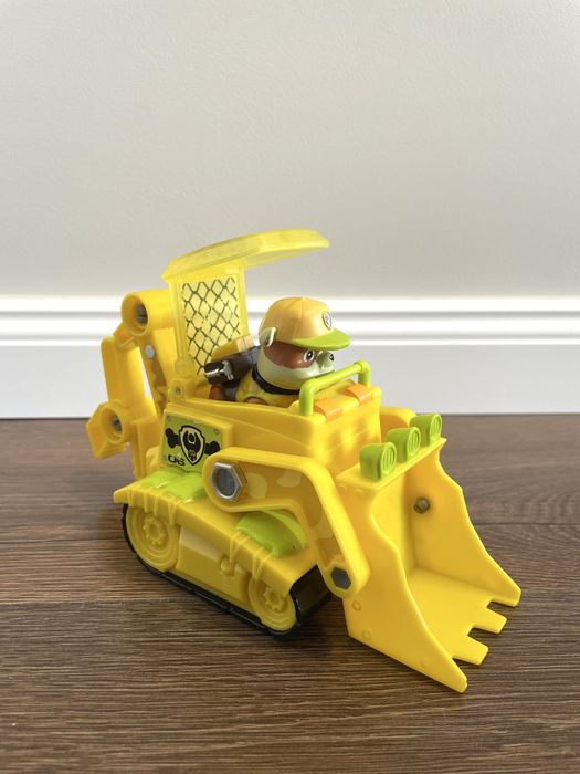 10 pojazdow Psi Patrol plus figurki