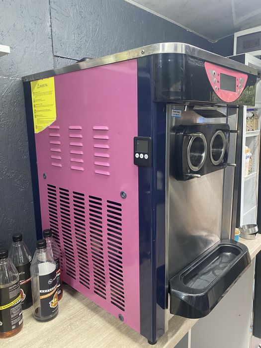 Фризер Фрізер для морозива Hurakan Аппарат для мороженого