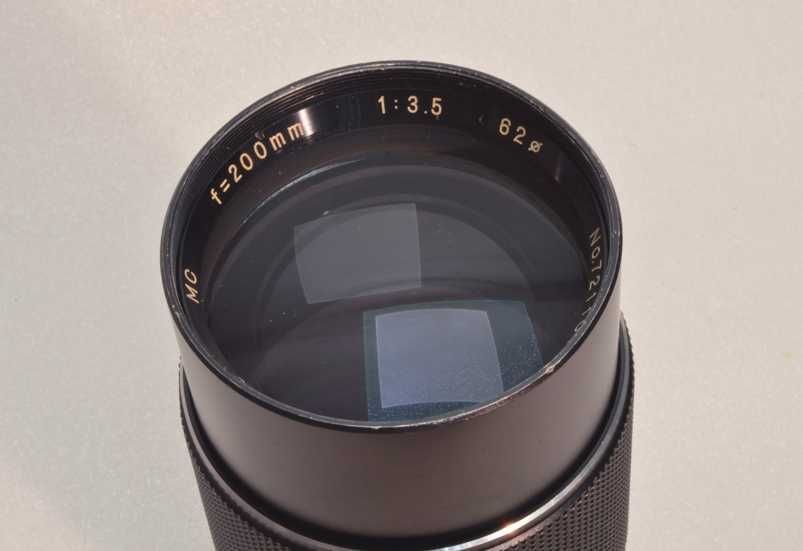 Objectiva Kenlock 200 mm f/3.5 para camaras Canon