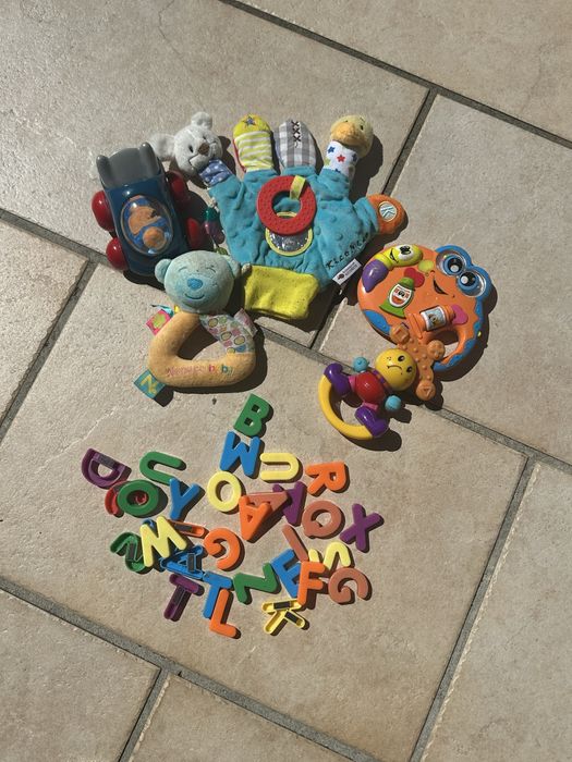 Vendo conjunto de brinquedos